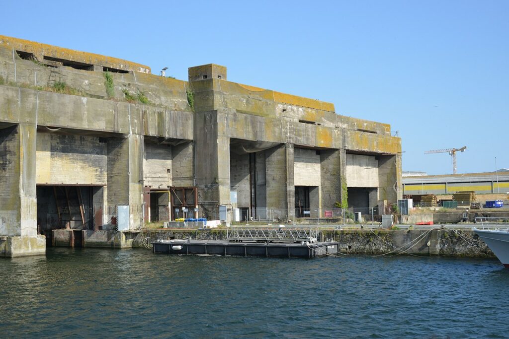 Diques submarinos de La Rochelle usados para simular el muelle nazi