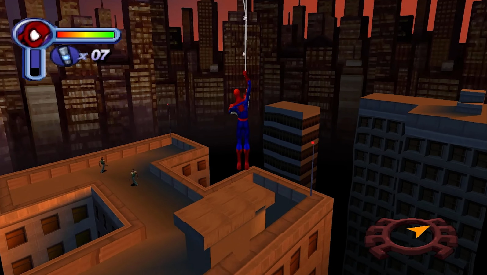 Spider-Man balanceándose por las azoteas en el primer nivel del juego Spider-Man balanceándose por las azoteas en el primer nivel del juego