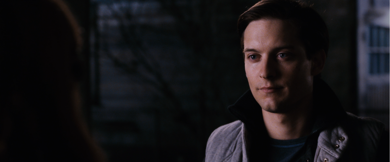 Tobey Maguire en su papel de Peter Parker / Spider-Man en Spider-Man 2 (2004)