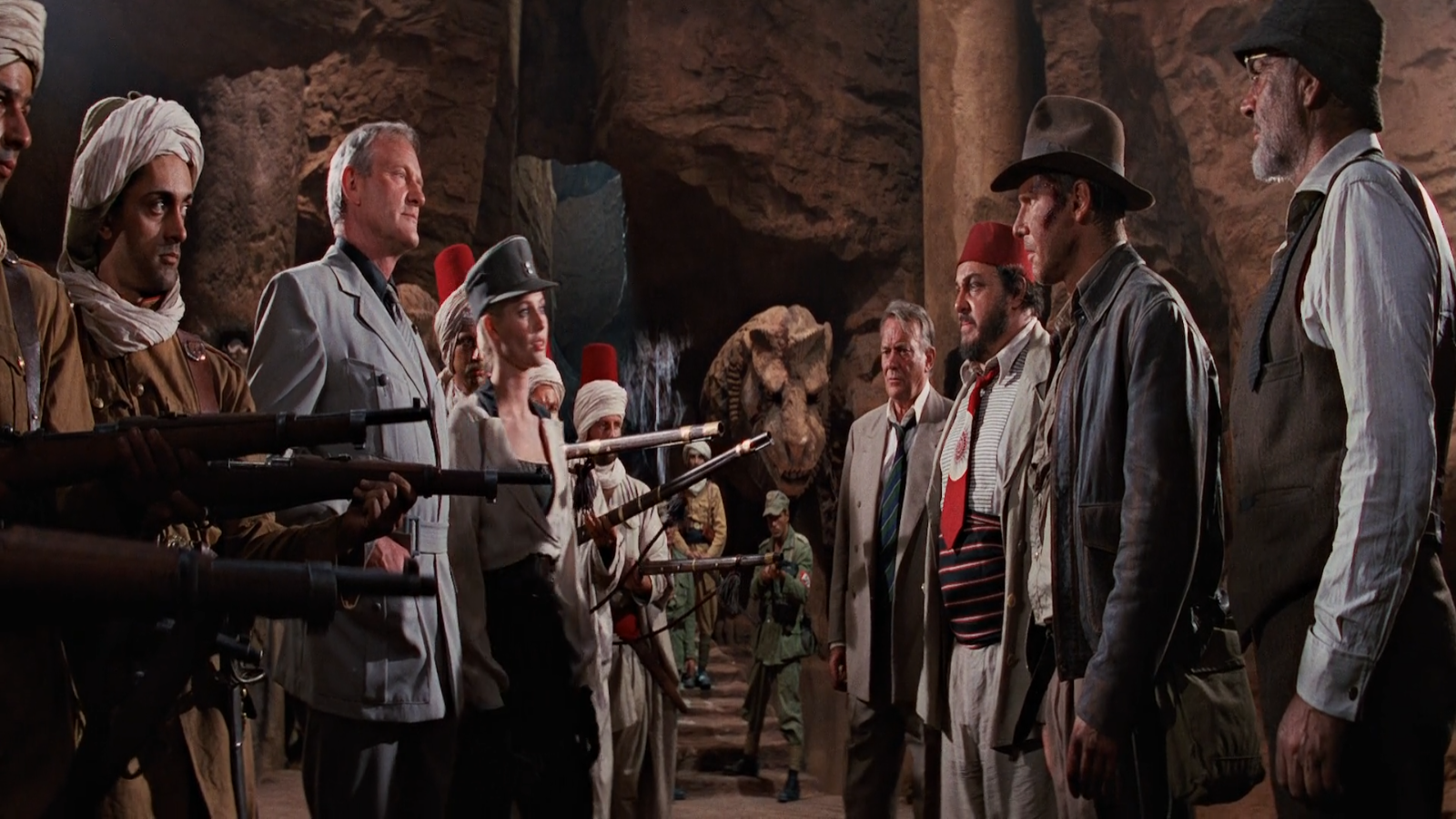 Fotograma de los actores de Indiana Jones y la última cruzada en la cámara del Grial